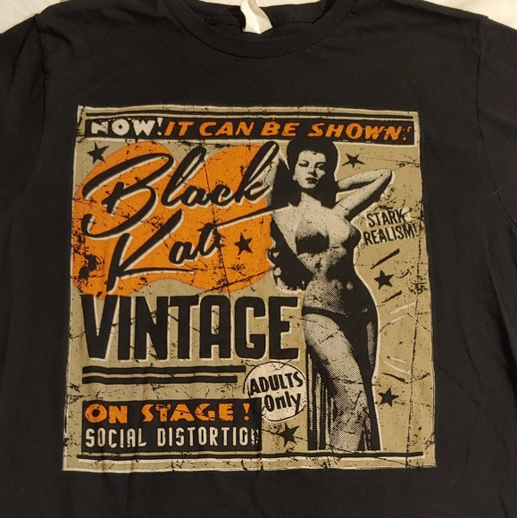 social distortion. T shirt large and medium - Picture 3 of 6